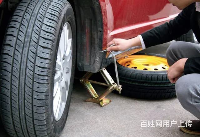 万宁拖车24小时服务  附近拖车 - 图片